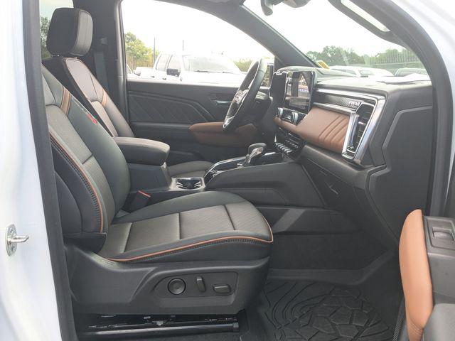 2026 GMC Canyon AT4, 4WD