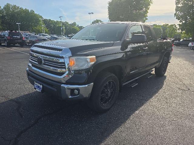 2016 Toyota Tundra SR5 5.7L V8