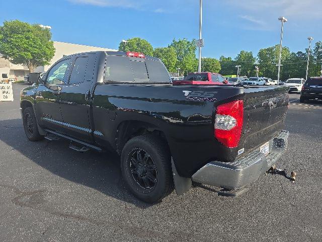 2016 Toyota Tundra SR5 5.7L V8