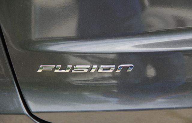2020 Ford Fusion Hybrid SE