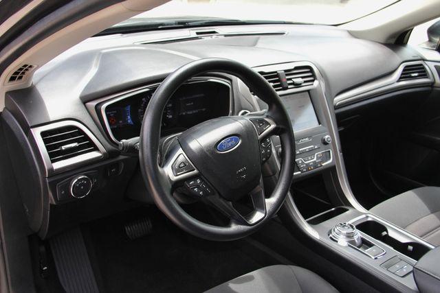 2020 Ford Fusion Hybrid SE