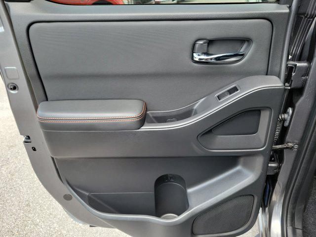 2024 Nissan Frontier Crew Cab PRO-X 4x2