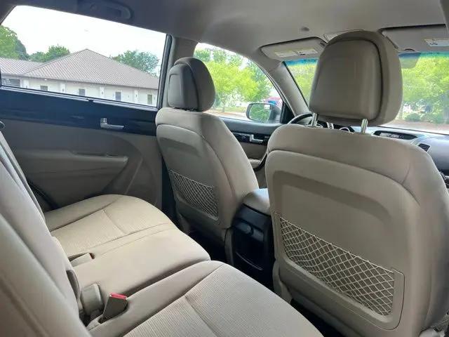 2015 Kia Sorento LX