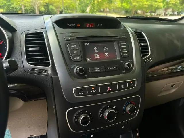 2015 Kia Sorento LX