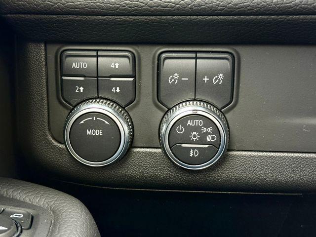 2023 GMC Yukon XL 4WD Denali