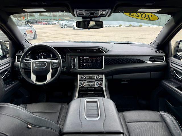 2023 GMC Yukon XL 4WD Denali