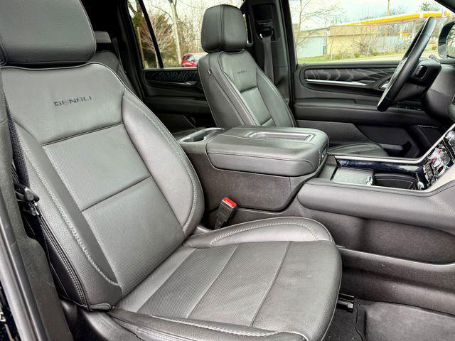 2023 GMC Yukon XL 4WD Denali