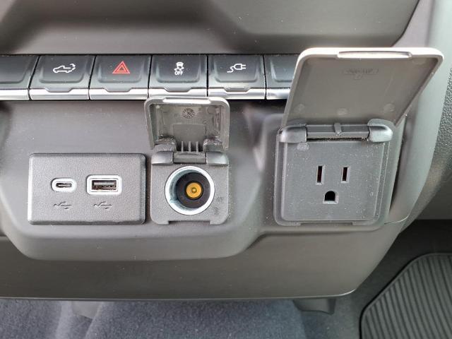2023 Chevrolet Silverado 2500HD 4WD Crew Cab Standard Bed Custom