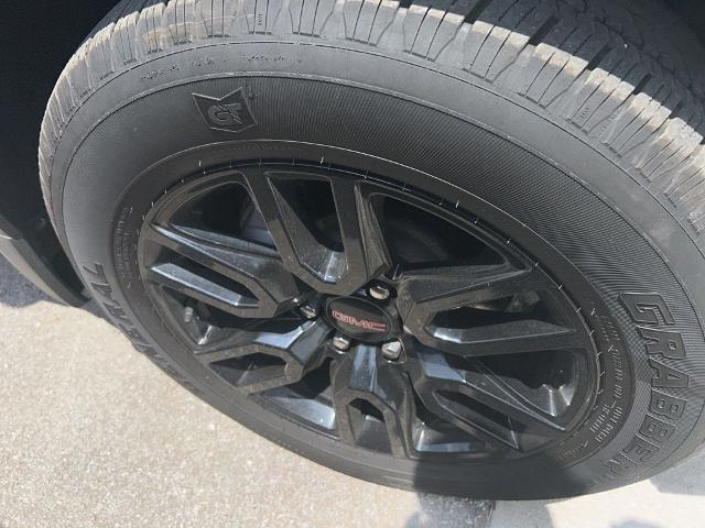 2024 GMC Sierra 1500 4WD Crew Cab Short Box Elevation with 3VL