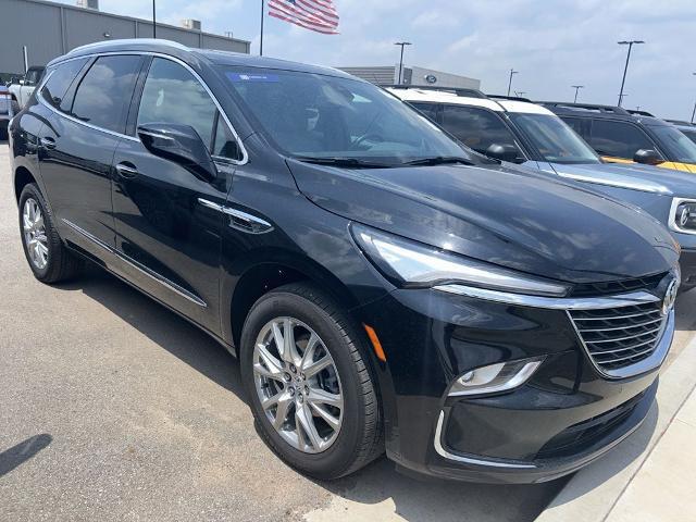2024 Buick Enclave Essence FWD