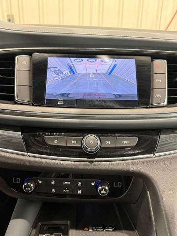 2024 Buick Enclave Essence FWD