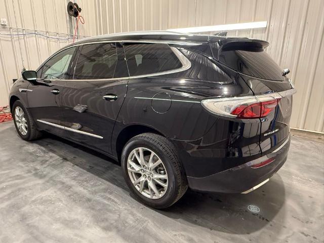 2024 Buick Enclave Essence FWD