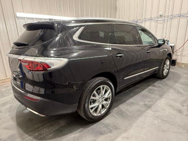 2024 Buick Enclave Essence FWD