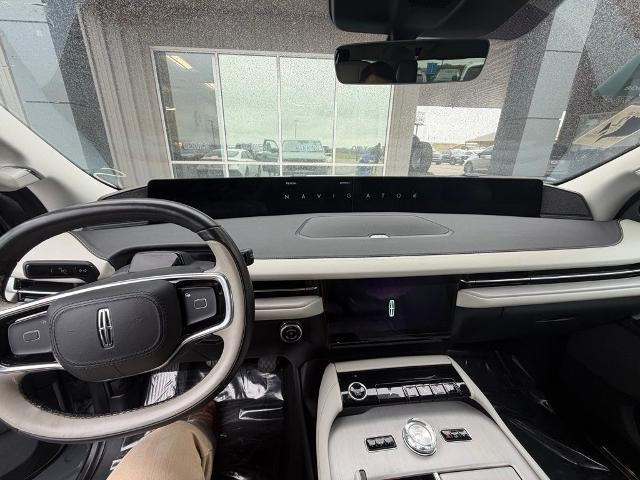 2025 Lincoln Navigator Reserve L