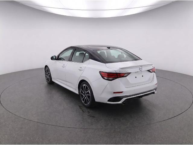 2024 Nissan Sentra SR Xtronic CVT