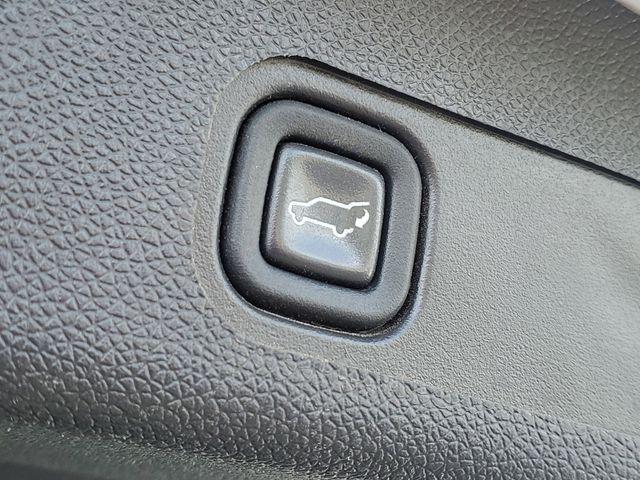 2010 GMC Yukon XL SLT