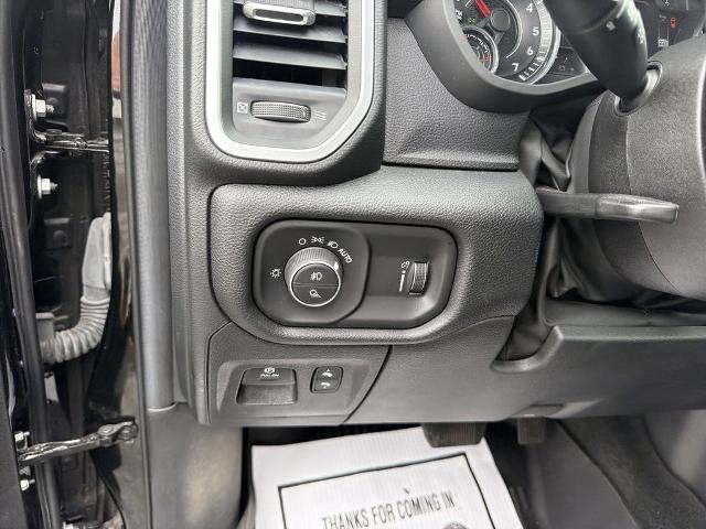 2022 Ram 1500 Big Horn Crew Cab 4x4 5'7" Box