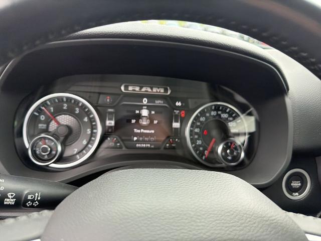 2022 Ram 1500 Big Horn Crew Cab 4x4 5'7" Box