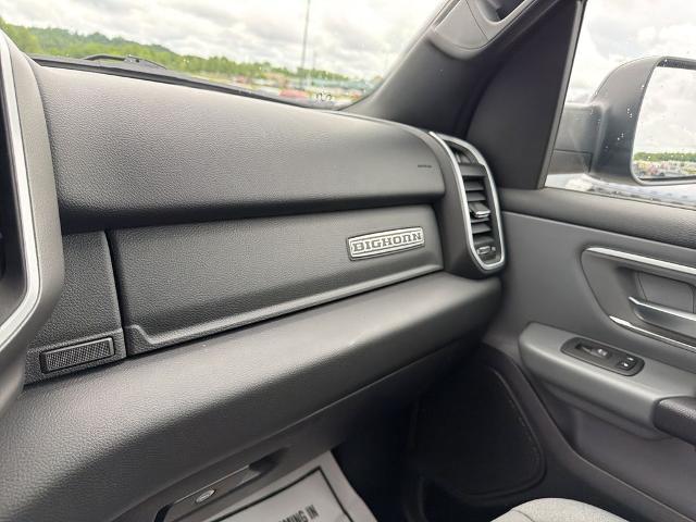 2022 Ram 1500 Big Horn Crew Cab 4x4 5'7" Box