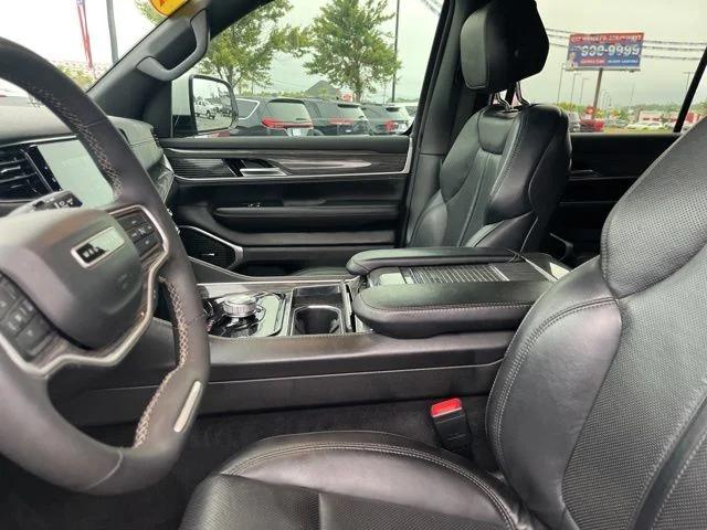 2022 Jeep Wagoneer Series II 4x2