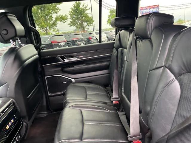 2022 Jeep Wagoneer Series II 4x2