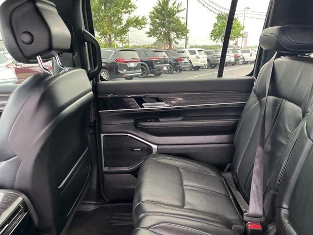 2022 Jeep Wagoneer Series II 4x2