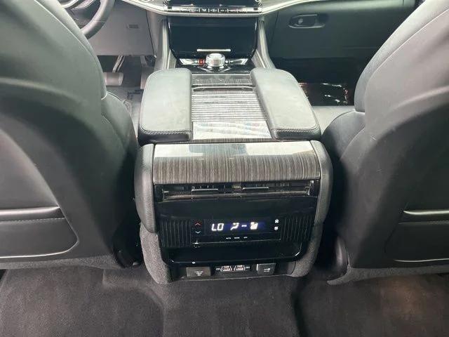 2022 Jeep Wagoneer Series II 4x2
