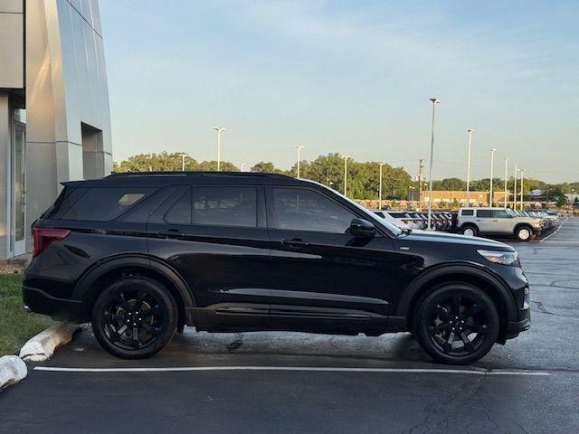 2024 Ford Explorer ST-Line