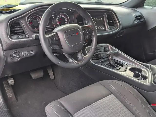2022 Dodge Challenger SXT