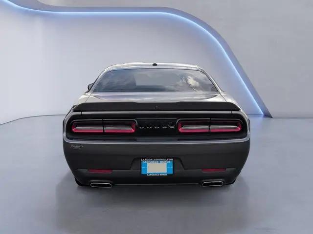 2022 Dodge Challenger SXT
