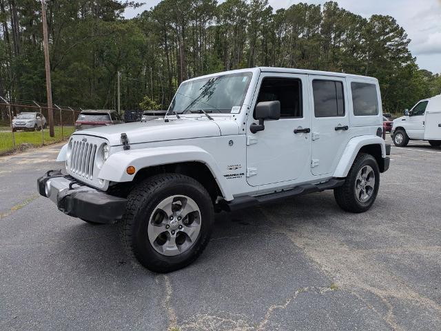 2017 Jeep Wrangler Unlimited Sahara 4x4