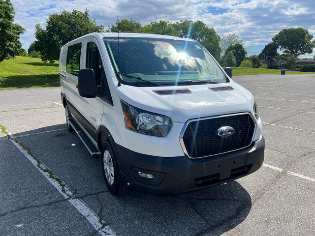 2025 Ford Transit Cargo Van Base