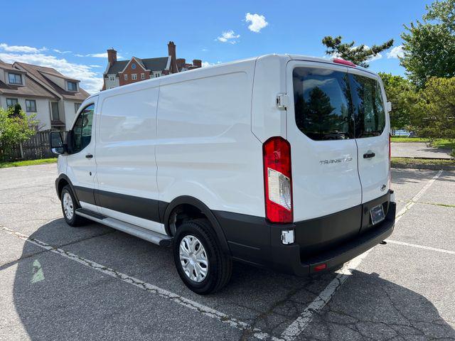 2025 Ford Transit Cargo Van Base