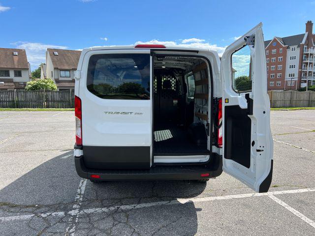 2025 Ford Transit Cargo Van Base