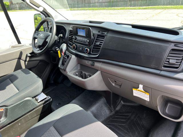 2025 Ford Transit Cargo Van Base
