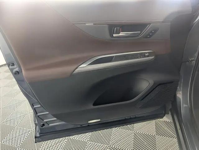 2022 Toyota Venza Limited