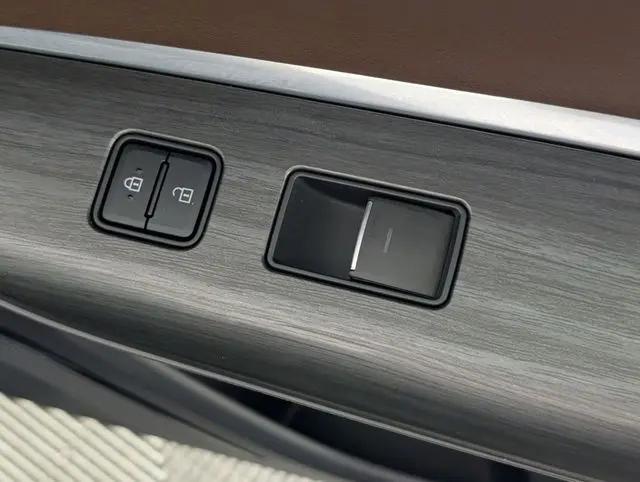 2022 Toyota Venza Limited