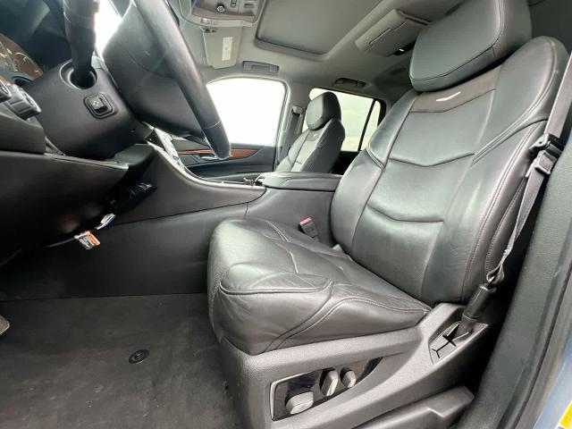 2015 Cadillac Escalade Luxury