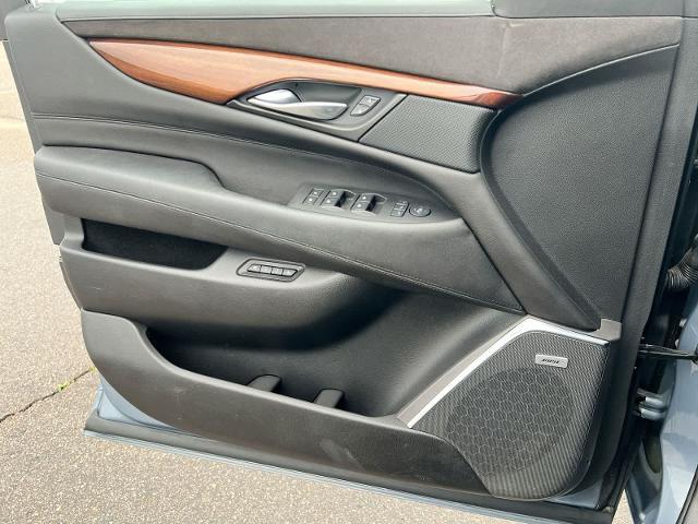 2015 Cadillac Escalade Luxury