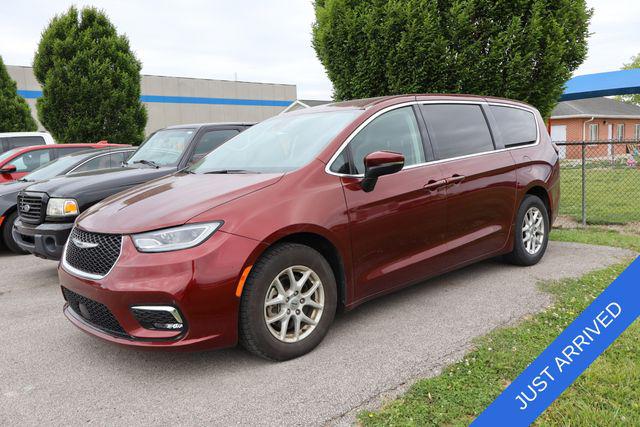 2023 Chrysler Pacifica Touring L for sale in Lawrenceburg, IN