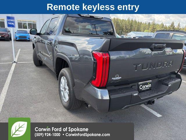 2026 Toyota Tundra SR5 CrewMax 5.5' Bed