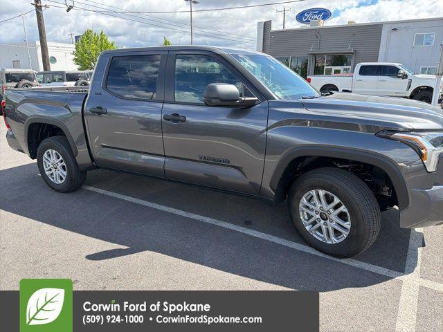 2026 Toyota Tundra SR5 CrewMax 5.5' Bed