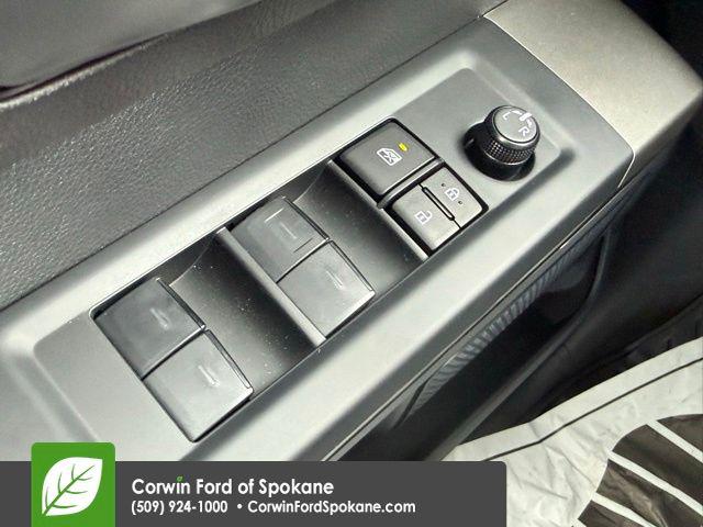 2026 Toyota Tundra SR5 CrewMax 5.5' Bed