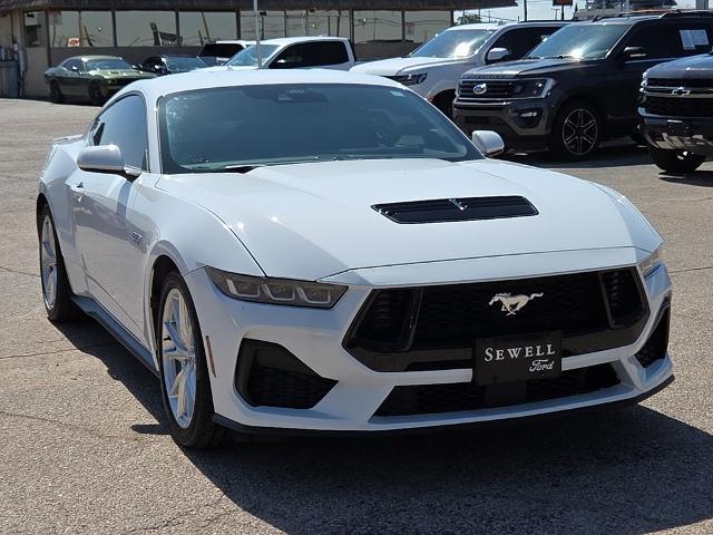 2025 Ford Mustang GT Premium Fastback