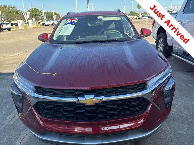 2025 Chevrolet Trax FWD LT