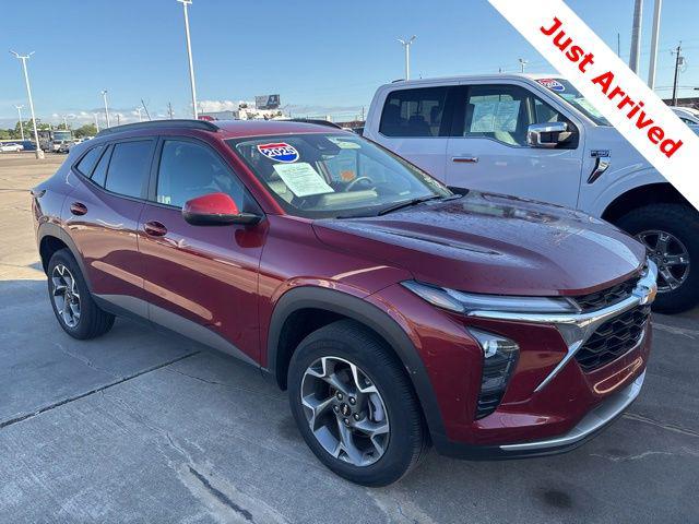 2025 Chevrolet Trax FWD LT