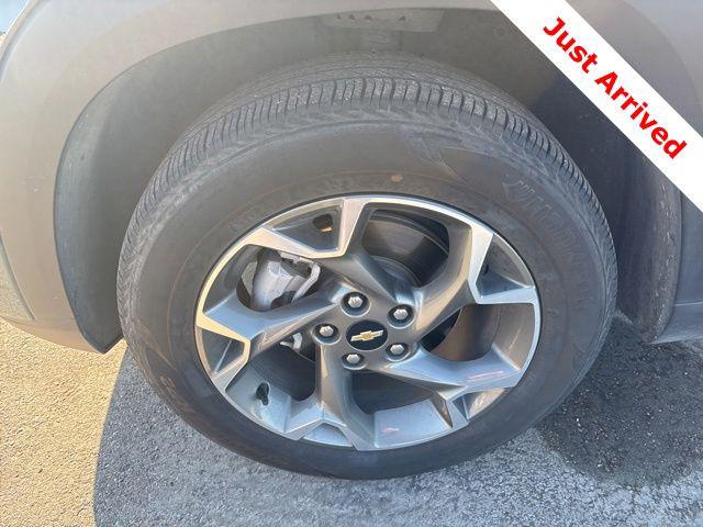2025 Chevrolet Trax FWD LT