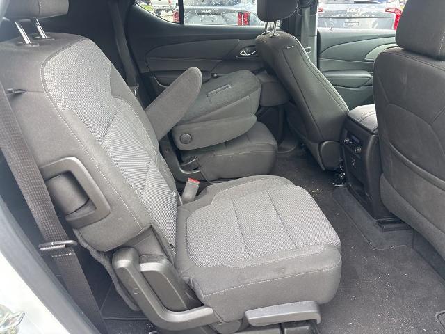 2023 Chevrolet Traverse FWD LT Cloth
