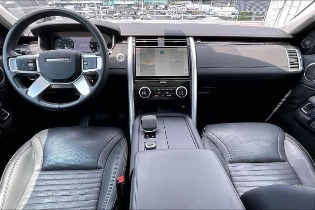 2024 Land Rover Discovery P300 S