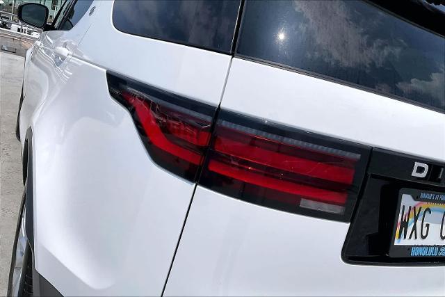 2024 Land Rover Discovery P300 S